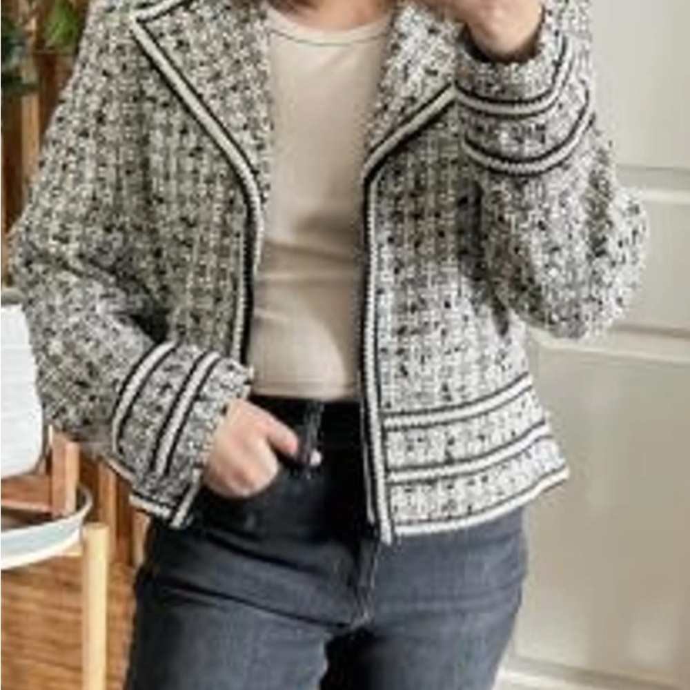 Jones New York Black & White Tweed Cropped Blazer